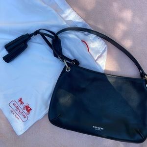 NEW BLACK COACH BAG🖤
